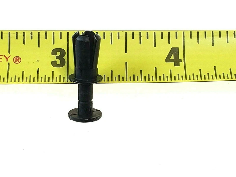 93-05 Saturn Door Handle Push Type Retainer Clip A38  - Image 4 of 4