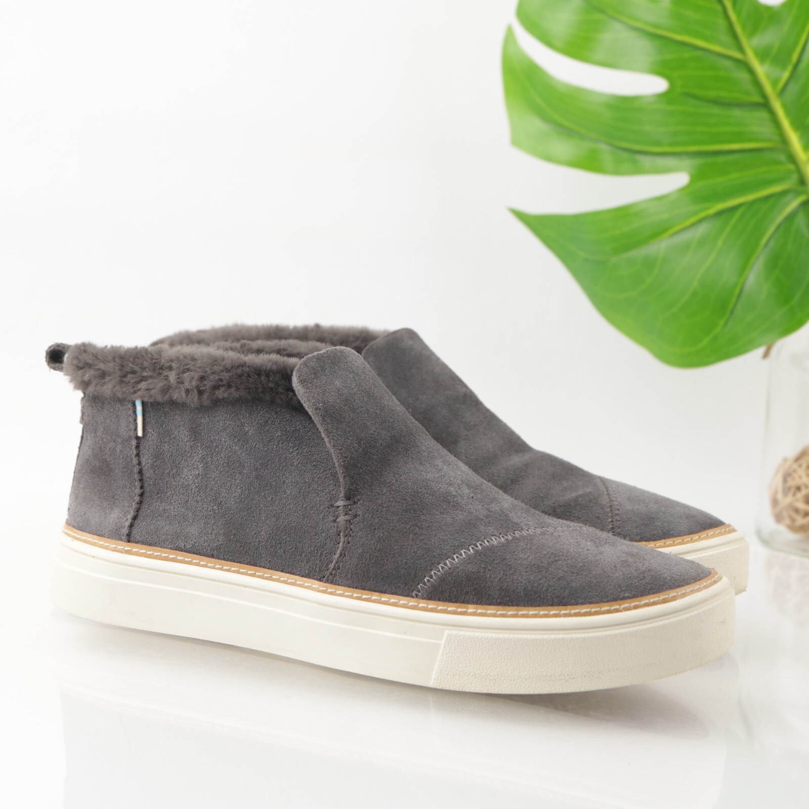 TOMS Womens Paxton Sneaker Boot Size Gray Suede Fur Lined Casual