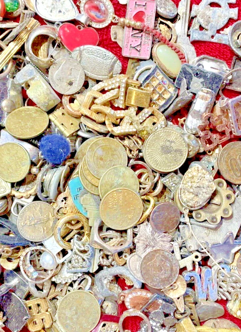 Estate Lot-Vintage Junk Drawer Collectibles-Coins,Jewelry,Trinkets,Smalls.