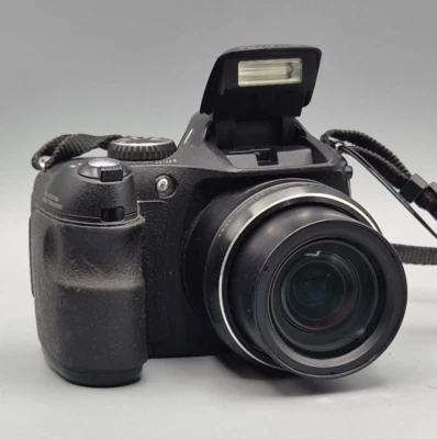 Fujifilm FinePix S2000 HD Digital Bridge Camera 15x Zoom + SD, Case / Working - Photo 1/4