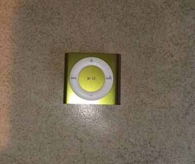 Apple iPod Shuffle 4th Generation Green - 2GB
