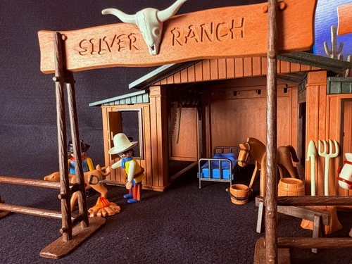 Vintage 1991  Playmobile Play Set 3768 Silver Ranch Original Box