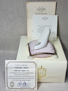 Cinderella’s Slipper Lenox Disney Showcase Salt and Pepper Shakers w COA & Box