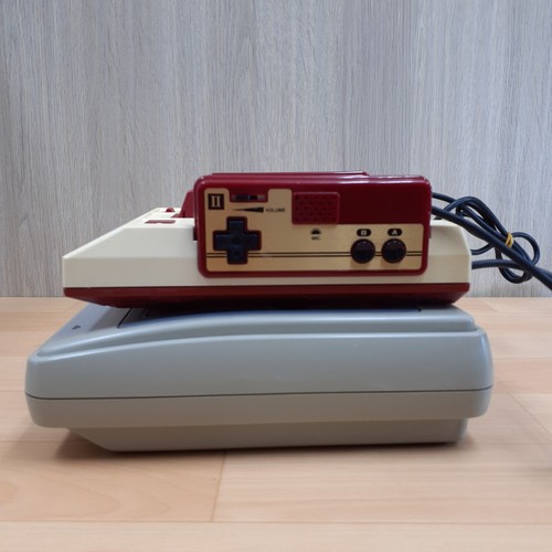 Consola japonesa Nintendo Famicom y Super Famicom con Super Mario y cables - Imagen 8 de 10
