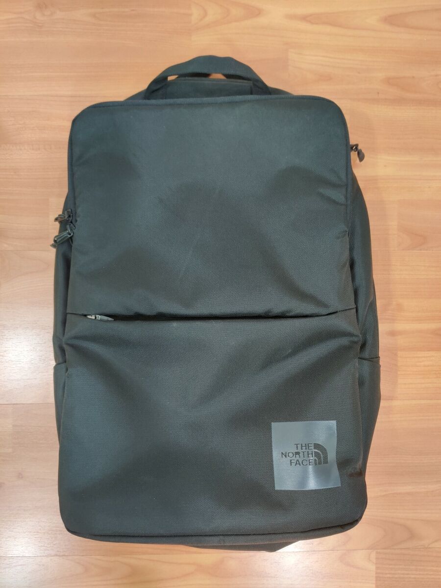 The North Face Shuttle Day Pack 25L Commuter Laptop Backpack The North Face Shuttle Day Pack 25L Commuter Laptop Backpack