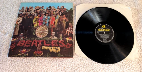 THE BEATLES - SGT. PEPPER'S LONELY HEARTS CLUB BAND - 1967 UK PCS 7027 1st Press