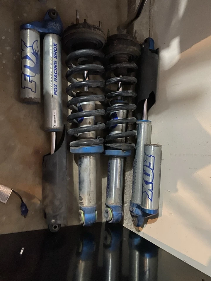 Amortiguadores Ford Raptor SVT 2010-2014 Fox Core, reconstruibles Foto 2 de 2