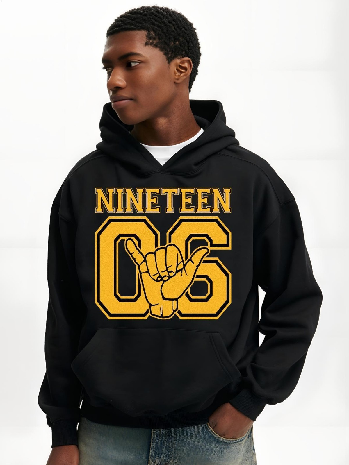 Men'S Alpha African Fraternity Brotherhood 1906 Hand Sign Hoodie - Black with Ye