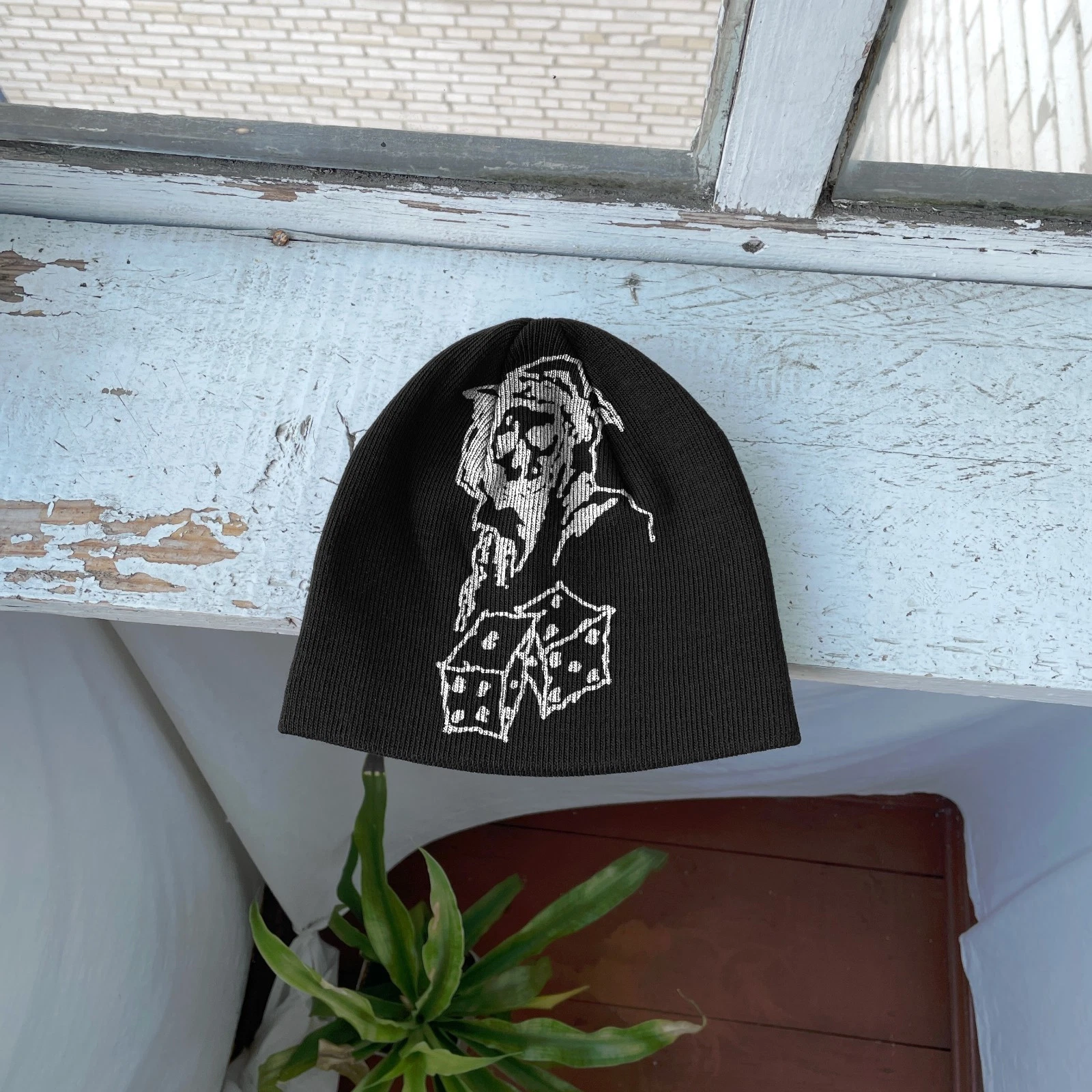 Grim Reaper Lucky Dice Beanie – Horror Gambling Punk Grunge Streetwear Hat