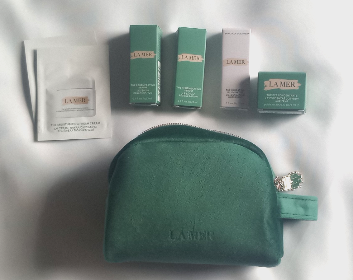 Limited Edition La Mer Gift Set and Travel Pouch with four
