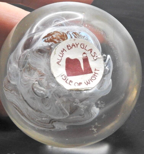 Alum Bay Isle Of Wight paperweight spiralling white brown and pale blue waves - Picture 4 of 4