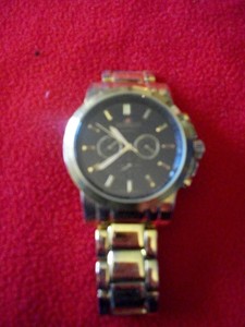 denacci quartz watch