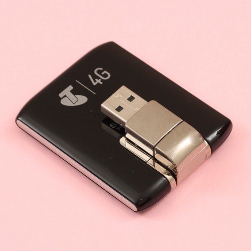 Telstra Sierra Wireless AirCard 320U USB Wireless Modem Mobile Router 4G LTE - Afbeelding 3 van 4