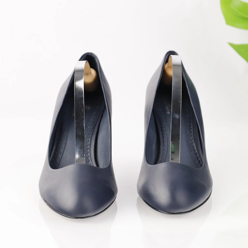 Zapato de vestir Brooks Brothers para mujer talla 8 azul marino de cuero clásico con tacones Foto 2 de 4