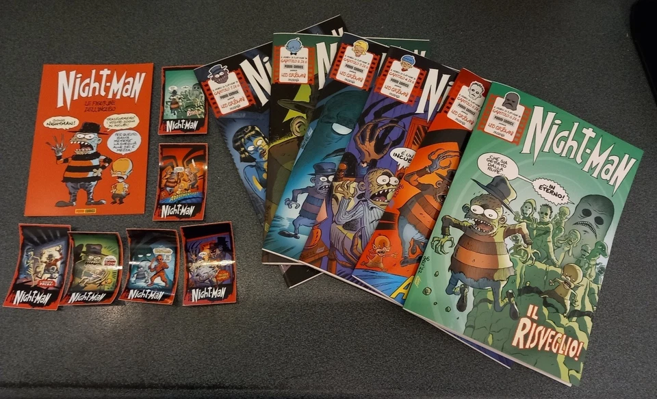 LEO ORTOLANI NIGHT-MAN COMPLETA + FIGURINE + RACOGLITORE PANINI COMICS