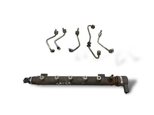 KIA Carens II 2008 Kraftstoffverteiler Einspritzleiste Verteilerrohr MDV21931