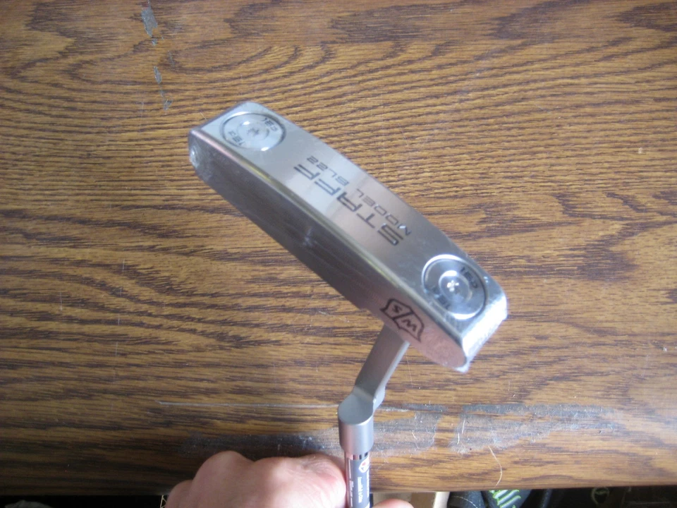BRAND NEW Wilson Staff Model BL22 Blade putter 35 inch LH - Image 2 of 4