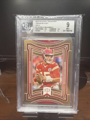 2023 National Treasures Patrick Mahomes Treasure Hunt Gold /10 (1g 24K Au) BGS 9