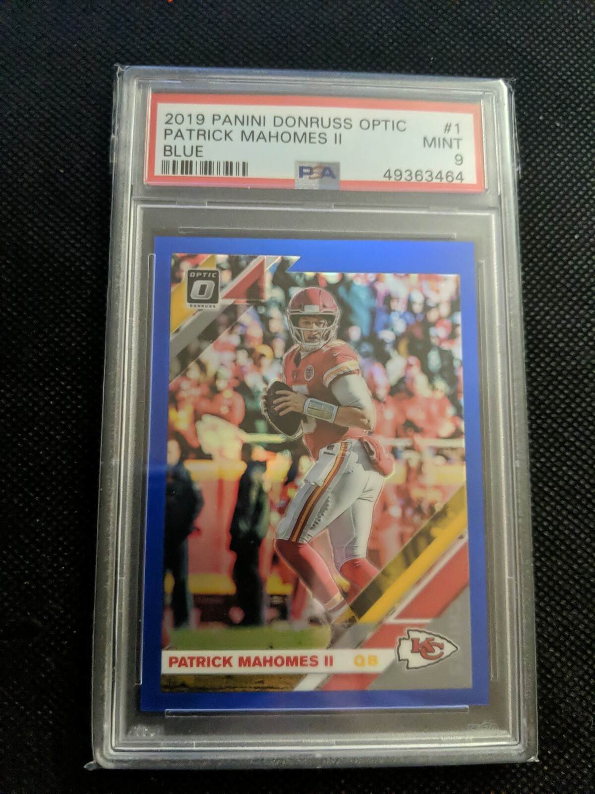 2019 Panini Donruss Optic Blue Prizm 33/150 Patrick Mahomes II #1 PSA 9 Mint