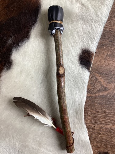 Native American 12 inch ceremonial hand drum stick/beater w/4 red beads/feather - Picture 3 of 5
