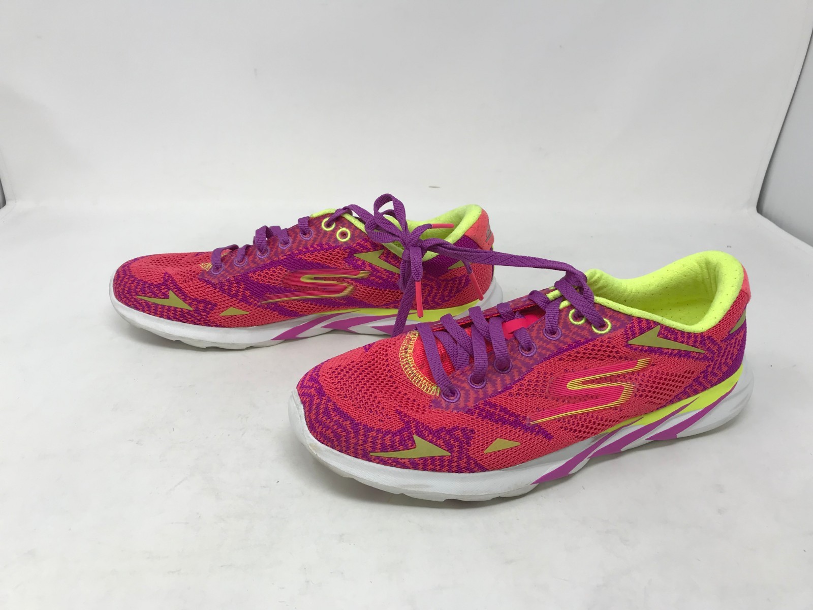 Womens Skechers (14100) GOMEB SPEED 3 2016 Running shoes Size 6.5 (3Q) Womens Skechers (14100) GOMEB SPEED 3 2016 Running shoes Size 6.5 (3Q)