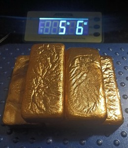 5lbs 6oz of Hand-Poured Copper Bars!!! 5 Ingots total!