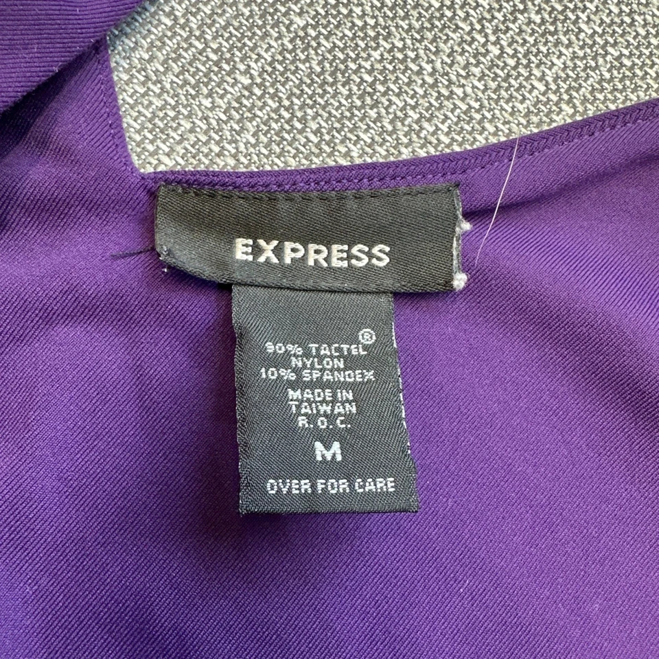 Camiseta sin mangas Balletcore púrpura envolvente cuello en V camiseta elástica media capa Y2K Express Foto 2 de 4