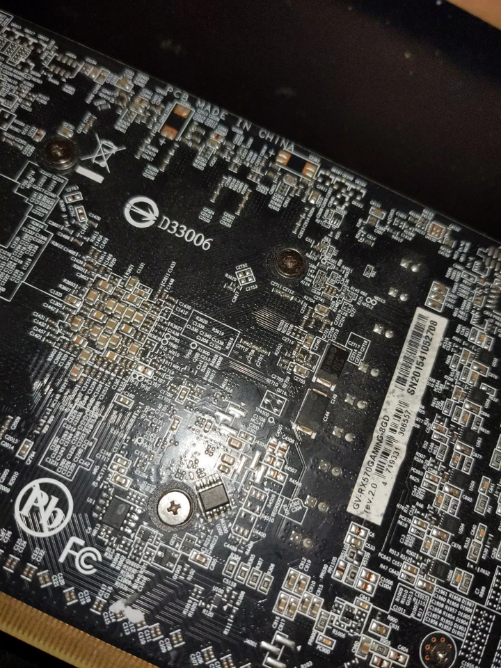 Gigabyte AMD RX 570 GAMING 8GB GDDR5 VRAM Graphics Card - Image 3 of 4