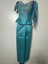 Khmer Traditional Outfit / Cambodian Clothes - 2 Piece, Khmer Shirt  Skirt