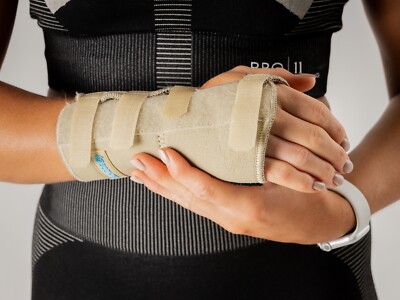 1 Paar Bodytec Wellbeing Handgelenkbandagen für Karpaltunnel, Arthritis, Zerrungen