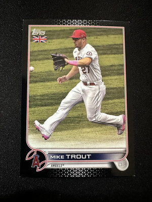 2017 Topps UK United Kingdom Edition #200 Mike Trout BLACK /125 Angels