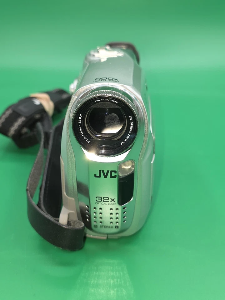 JVC GR-D370U MiniDV Camcorder - Ready to Capture Memories! (New SD Card/Tape - Image 4 of 4