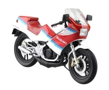 Skynet 1/12 Finished Bike Suzuki RG250Γ Red x White