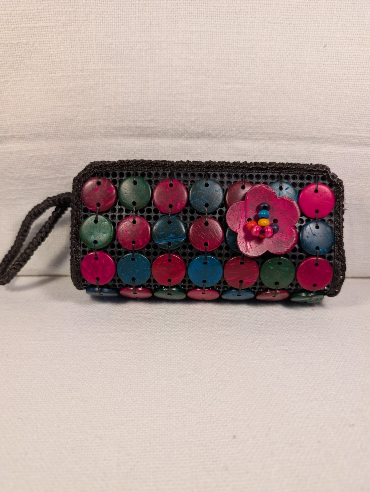 Coconut Shell Breaded Double Pocket Wristlet Mult… - image 1