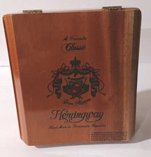 A. Fuente Hemingway Classic Reserva Wood Cigar Box 7.75" x 7.25" x 2.5"