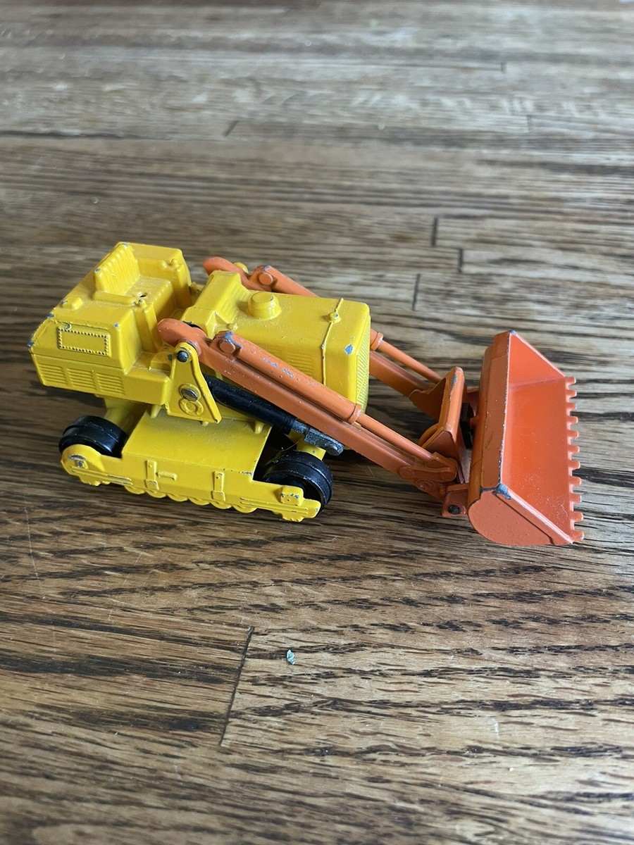 Matchbox King Size K-8 Caterpillar 977K Traxcavator 1970
