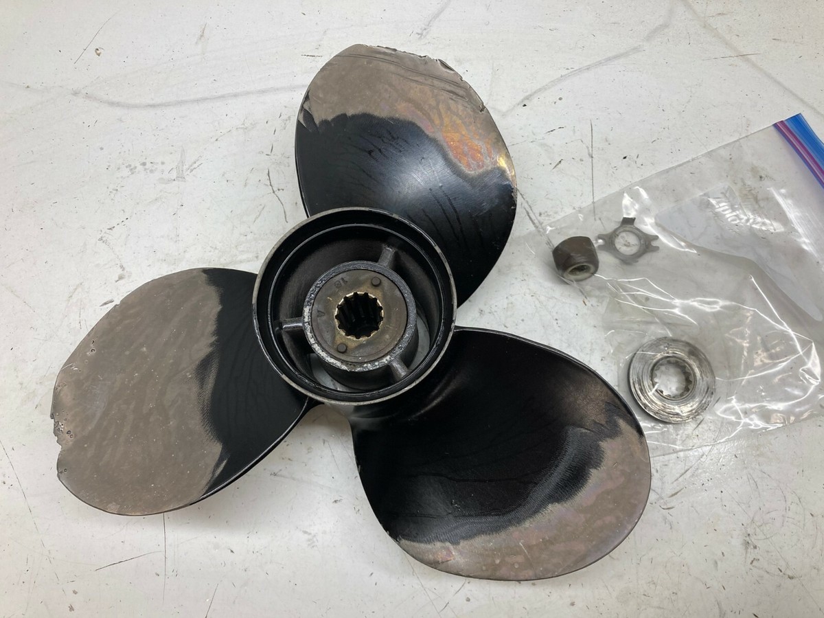 K2 OEM Mercury Black Max Propeller 48-42738A11 (8P RH) Prop 48