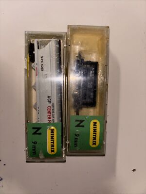 2 Minitrix N Scale 3183, 3189