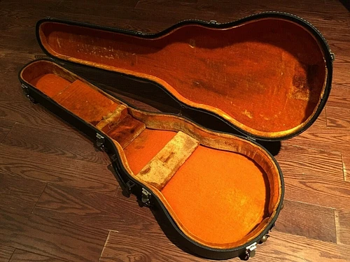 Gibson 60s '68 Les Paul Custom Black Beauty GoldTop Victoria Luggage Guitar Case