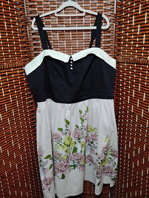 Disney Her Universe Aurora Sleeping Beauty Plus Size 2 2XL Dress