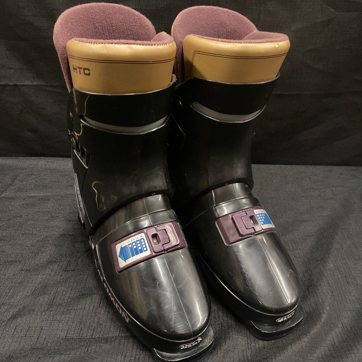 Salomon 425 HTC Black Ski Boots 320 - 325 size 25.5 Unisex