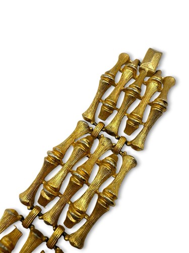 Vintage 70’s Gold Tone Bamboo Textured Panel Bracelet By Emmons - Picture 6 of 6