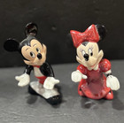 Mickey And Minnie Mouse Kissing Salt And Pepper Shakers Box Included — photo 1