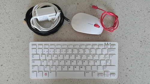 Raspberry Pi 400 Personal Computer 4G Ram-SPANISH Layout Keyboard RPI400-ES