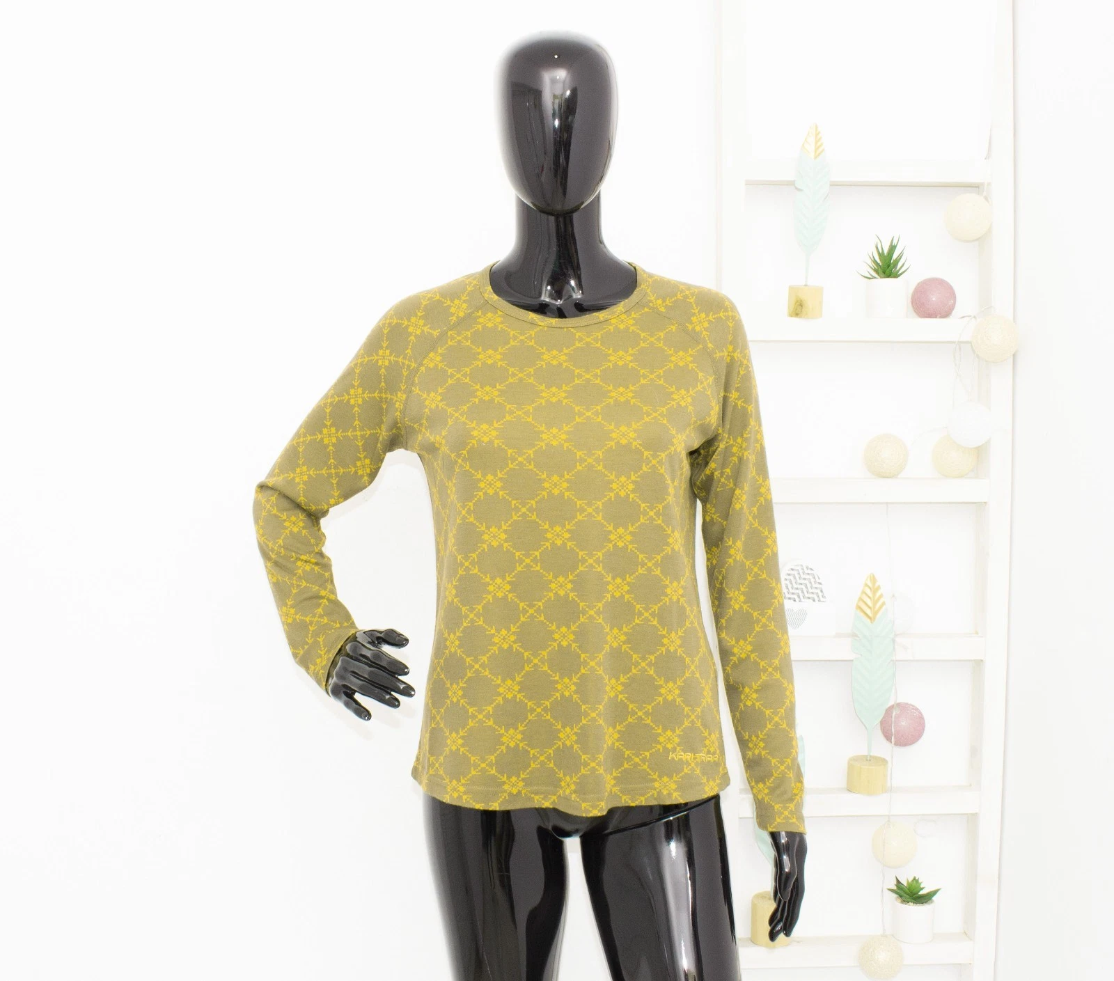 KARI TRAA Liv Merino Wool Top Crew Neck Green Fair Isle Thermo Base Layer Ski S
Opens in a new windo