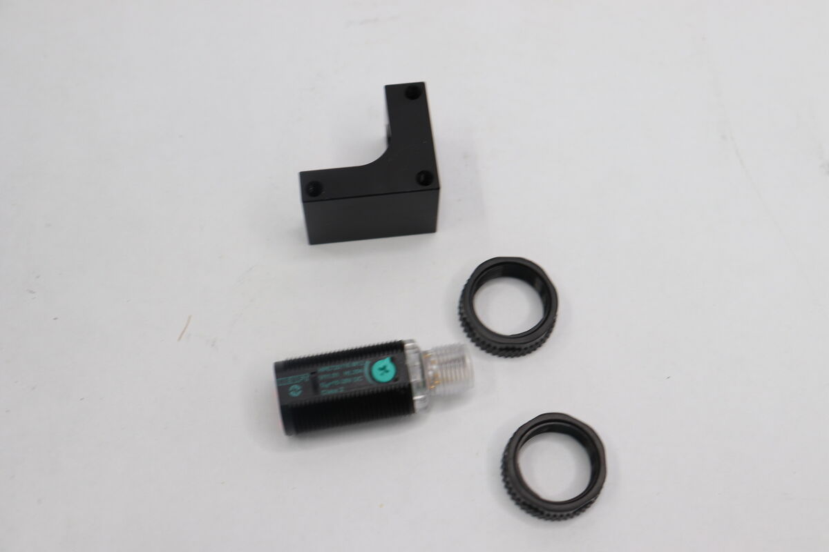NUEFT Photo-Electric Sensor Retroreflective System w NUEFT Photo-Electric Sensor Retroreflective System w