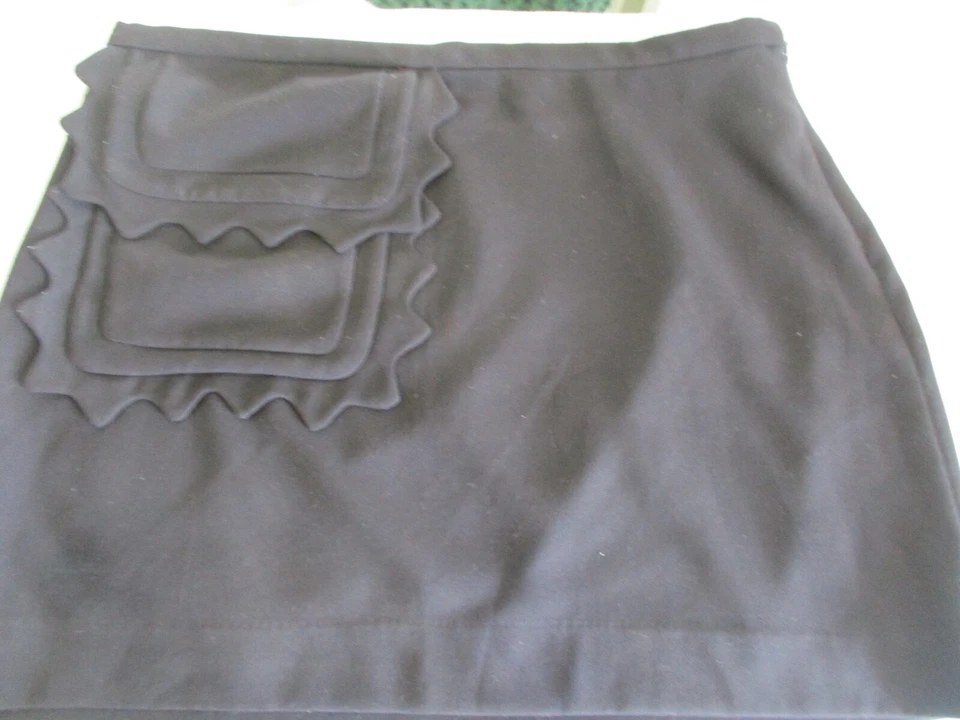 ¡PRECIOSA FALDA VICTORIA BECKHAM PARA TARGET EN COLOR NEGRO Y BOLSILLO CON ESCALATE XL! Foto 4 de 4