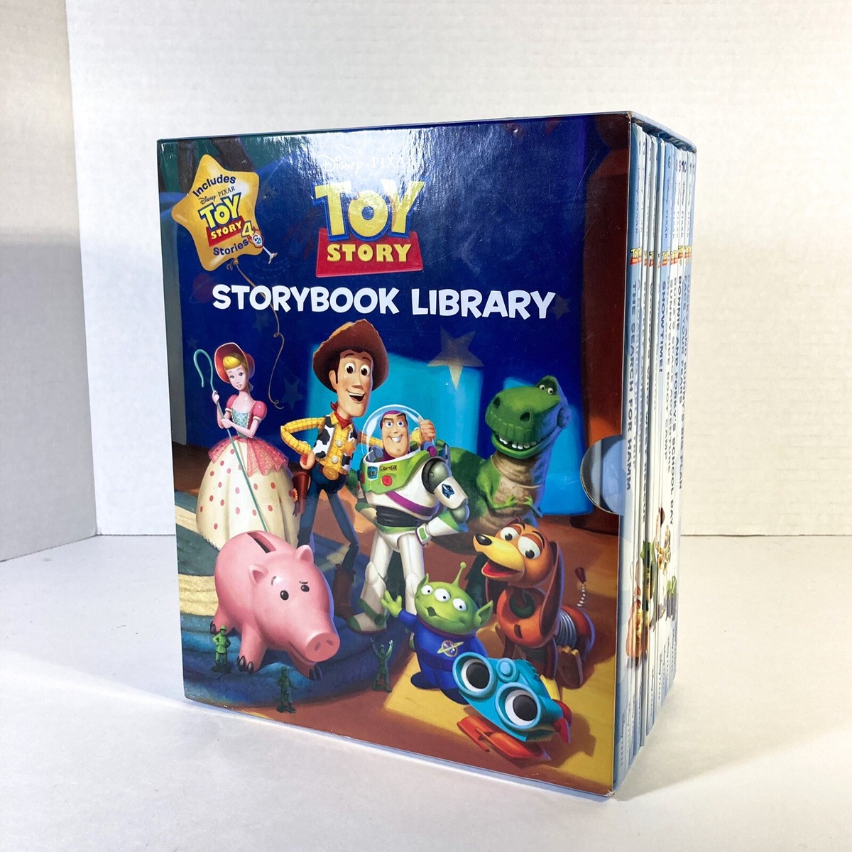 Disney's Story Book Music Box 2箱セット Disney's Christmas Music Box Book Set 5 HC Storybooks w