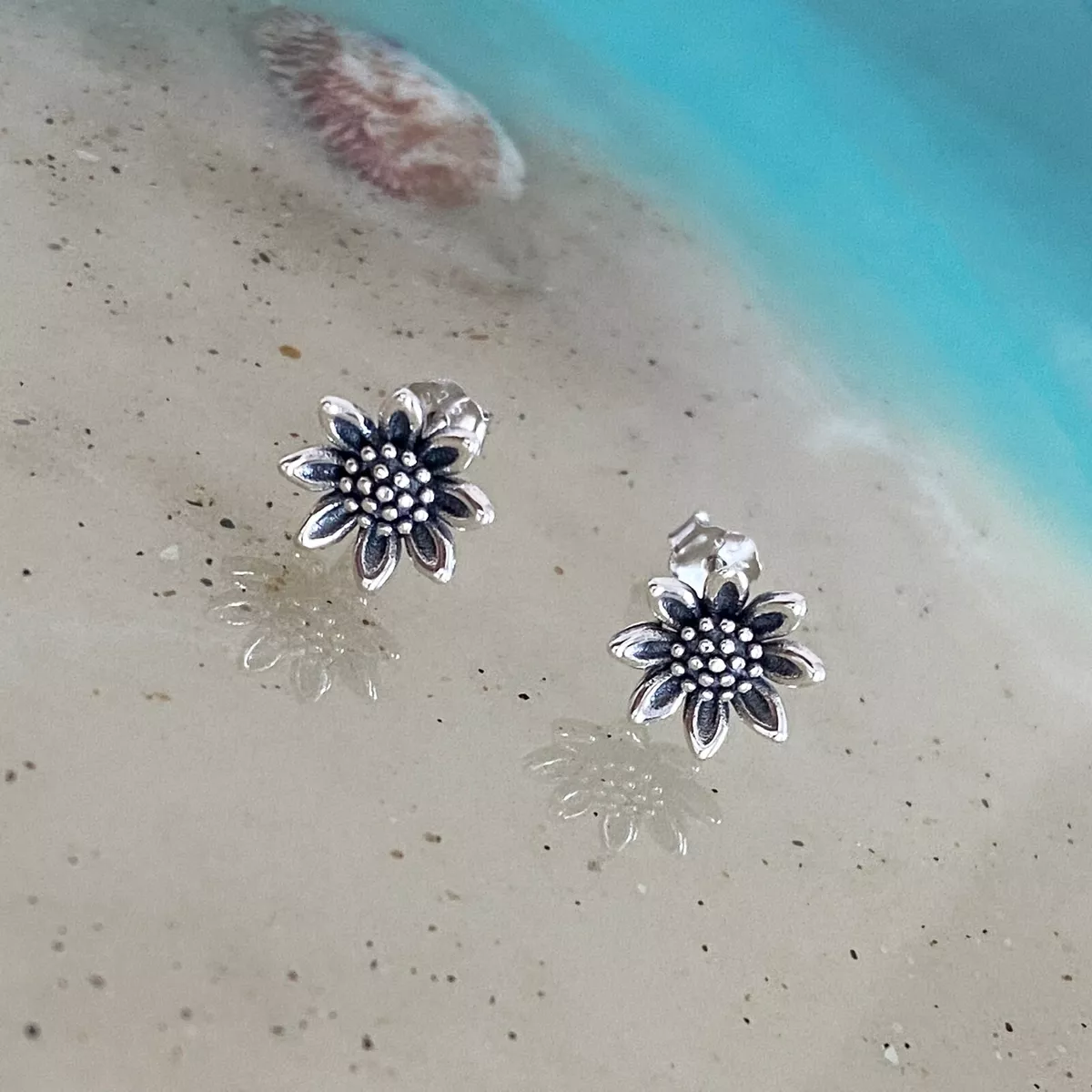 Sunflower shop earrings silver