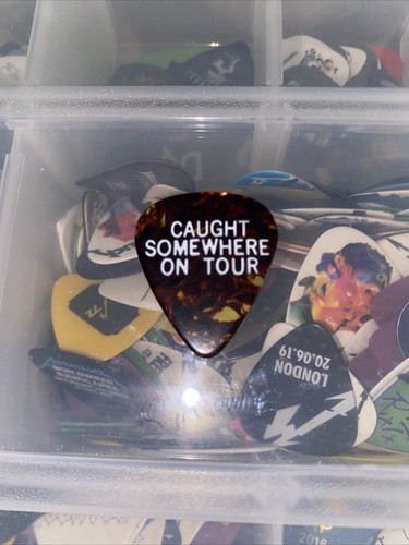 IRON MAIDEN Caught Somewhere On Tour ADRIAN SMITH Tortoise Shell Guitar Pick - 第 1/2 張圖片